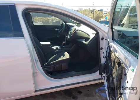 2022 Chevrolet Malibu Fwd Lt из США, поврежденный, VIN 1G1ZD5ST8NF166277